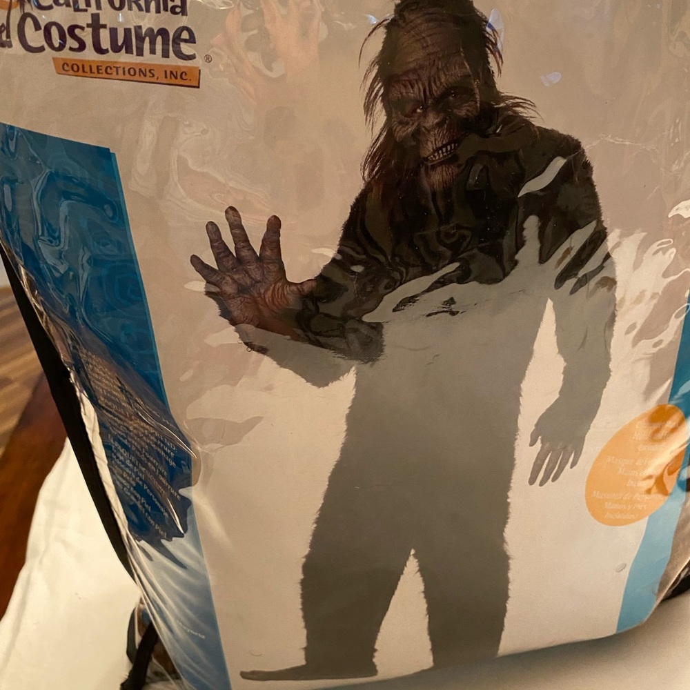 Bigfoot costume
